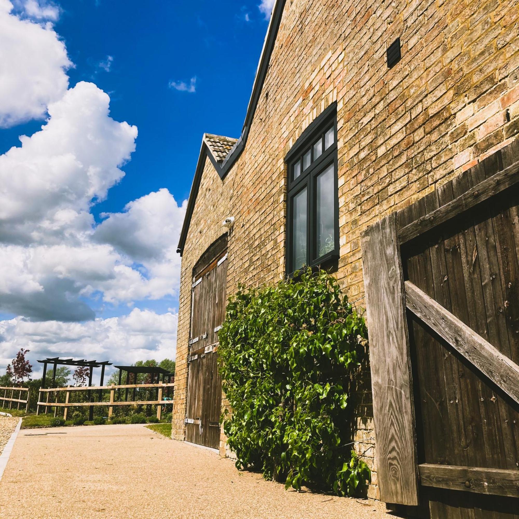 Вилла The Yard @ Pringle Farm Great Stukeley Номер фото